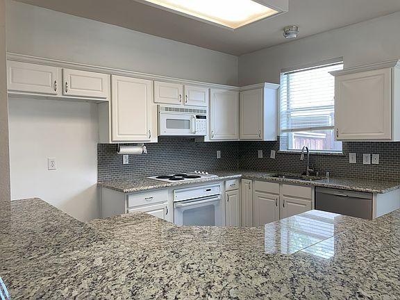 4th image of 6701 Tamarron Ln