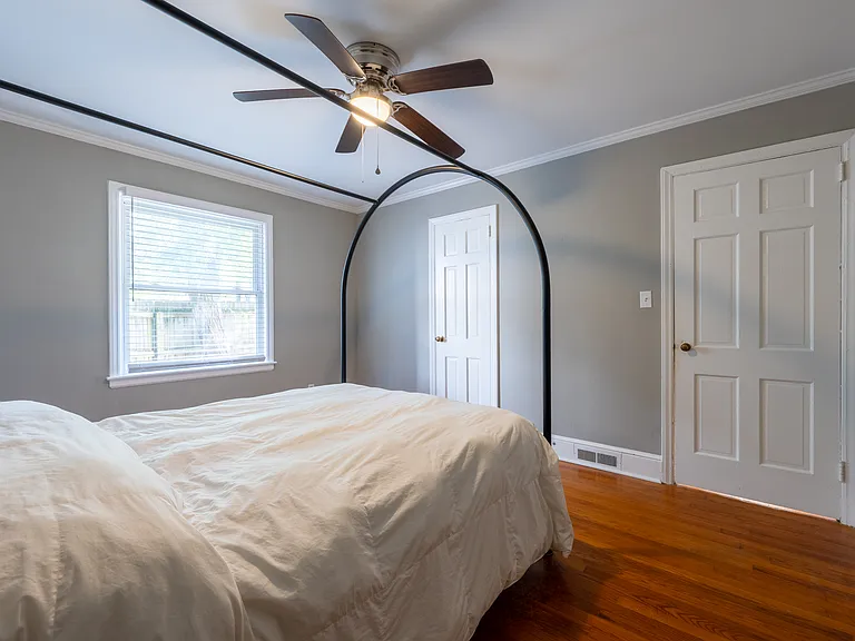 2914 Georgia Ave — Photo 10