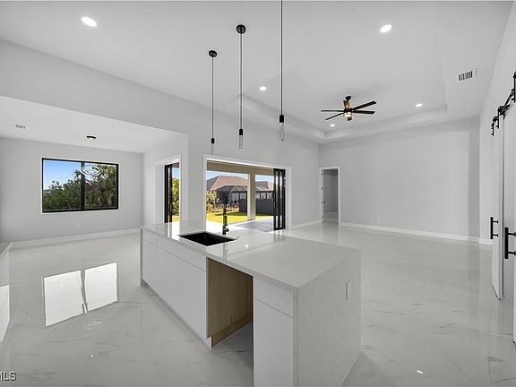 3rd image of 4205 NW 34th Ln