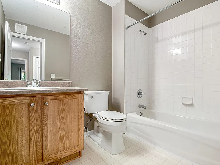 4221 S Blackhawk Cir #7E — Photo 16