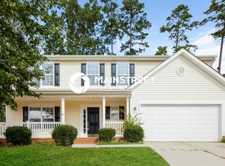 112 Briarwood Ln, Mount Holly, NC 28120