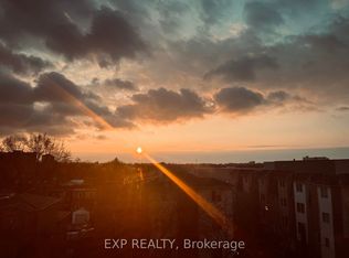 8 Trent Ave #410, Toronto, ON M4C 0A6