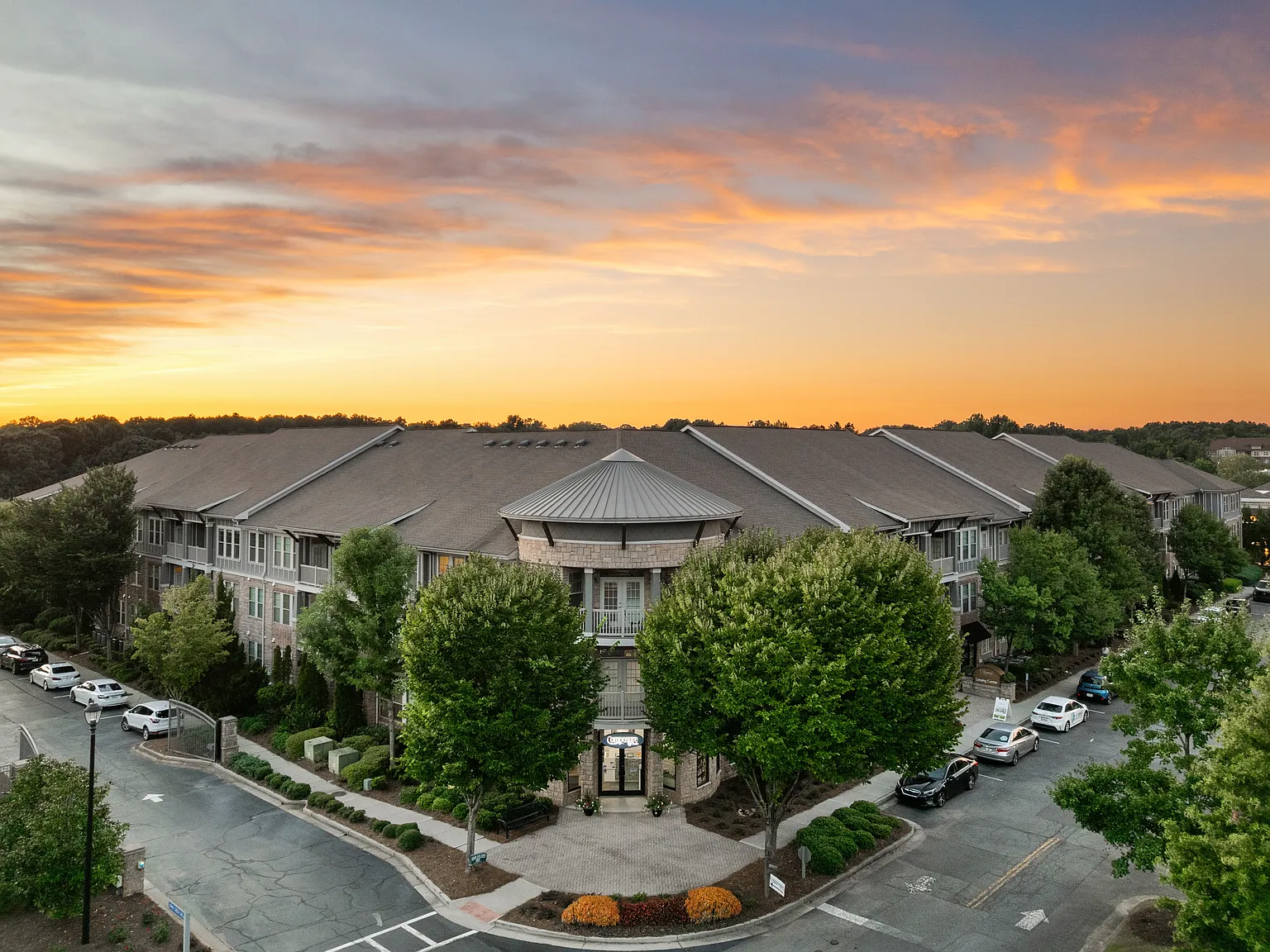 Regency Johns Creek — Photo 3