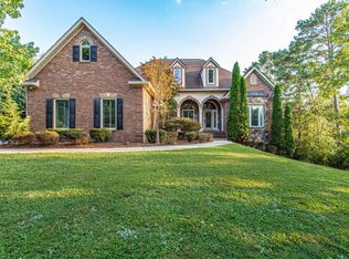 630 Conkinnon Dr, Lenoir City, TN 37772