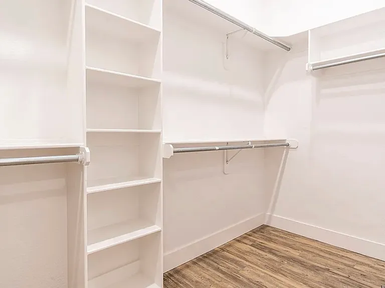 4516 Lone Oak Ln — Photo 19