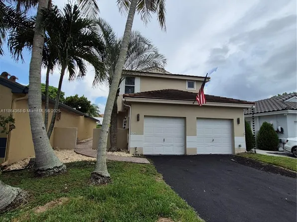 2176 NW 184th Way, Pembroke Pines, FL 33029