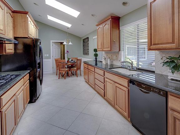 2nd image of 6385 El Paseo Dr
