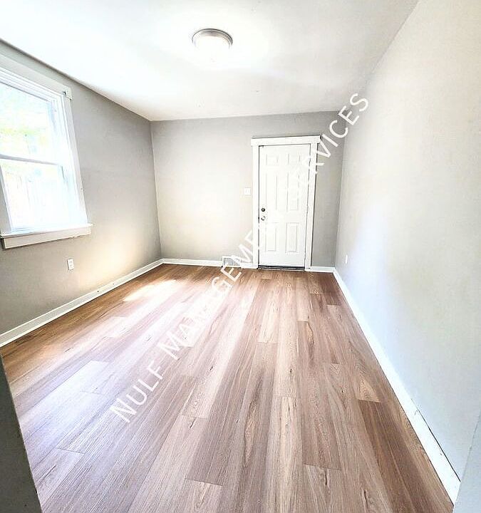 2nd image of 347 E 13th Ave Unit 3