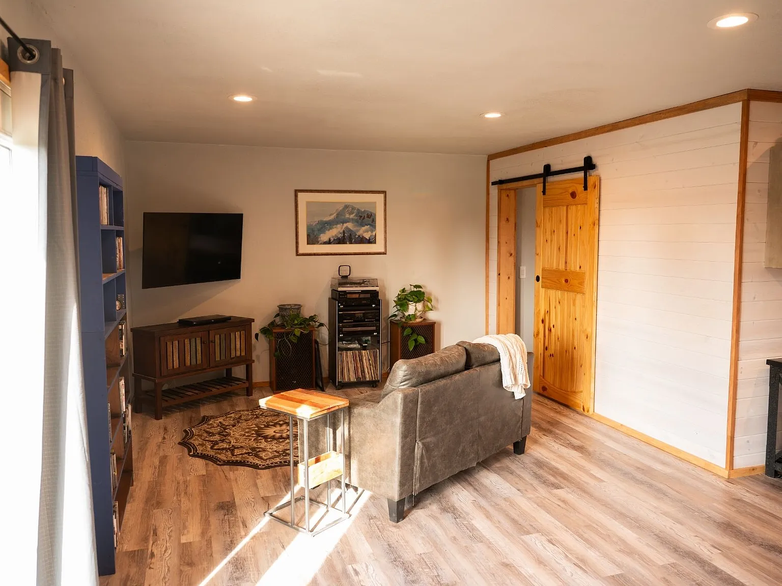 1 bed, 864 sqft, $1,650 — Photo 1