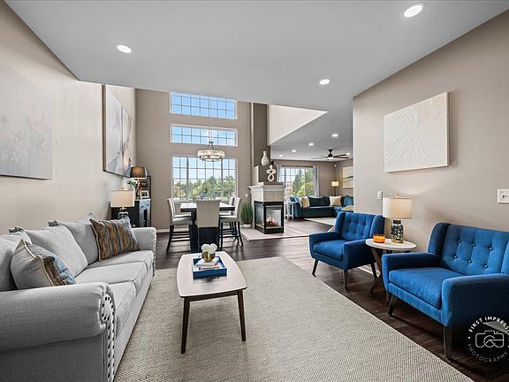 4th image of 2530 Lorraine Cir