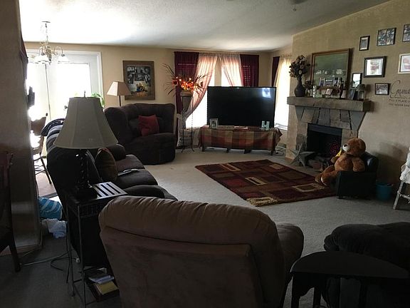 2nd image of 615 N Ellsworth Ave