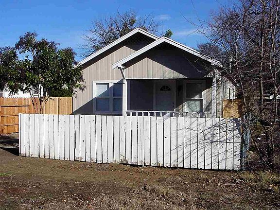 2nd image of 526 San Benito Ave