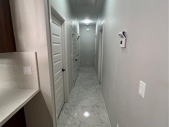 5th image of 801 Hidden Hills St #4