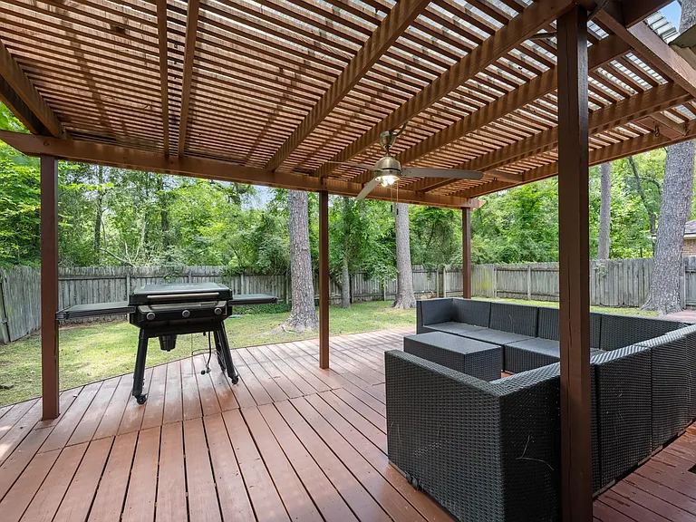 43 Hickory Oak Dr — Photo 12