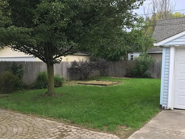 4331 Mankato Ave — Photo 16