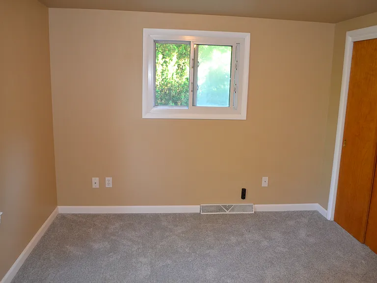 870 Pine Grove Ave — Photo 31