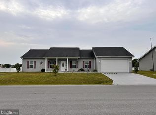 52 Harness Race Rd, Martinsburg, WV 25404