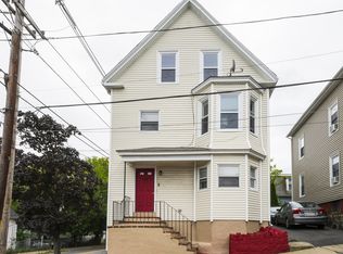 2 Adams St, Lynn, MA 01902