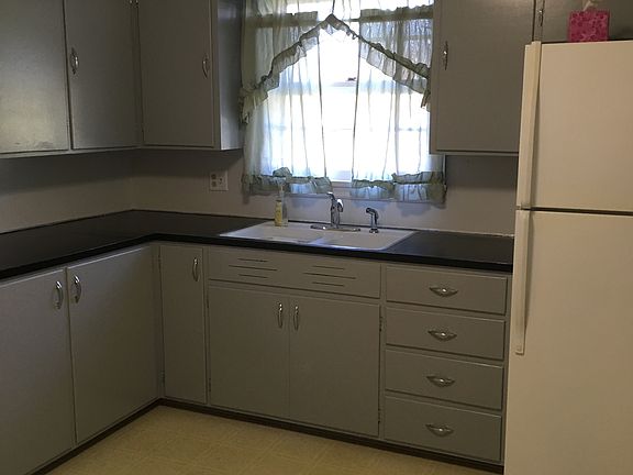 Working refrigerator include