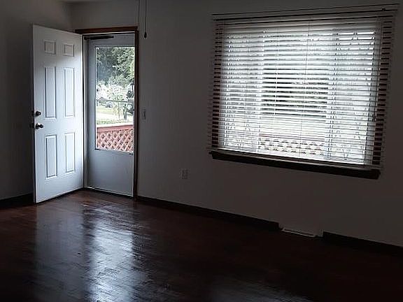 4th image of 1447 Cumings Blvd