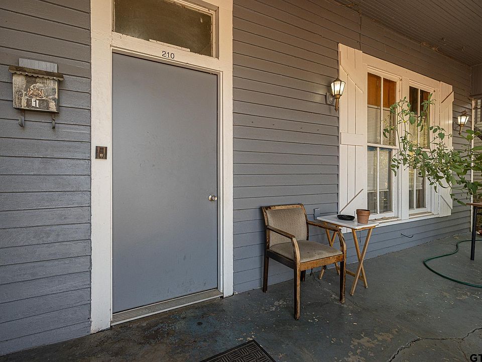 Tyler Triplex 210 S Adams Ave Tyler TX Zillow