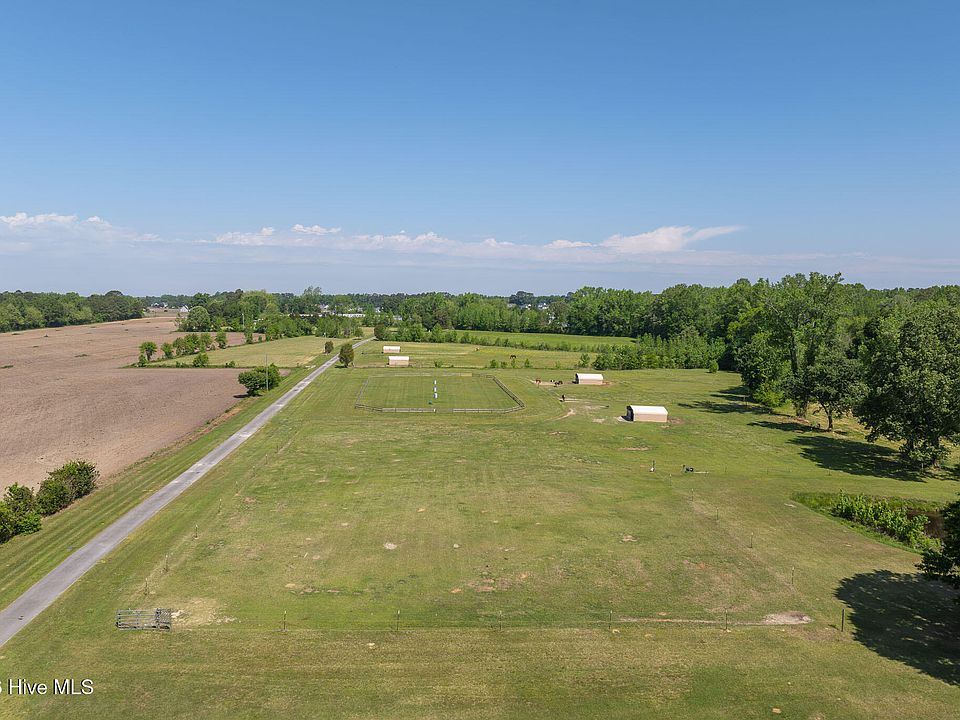 115th image of 389 Beulaville Highway