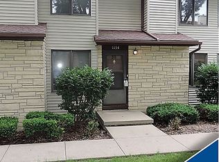 1154 Mormon Trek Blvd, Iowa City, IA 52246