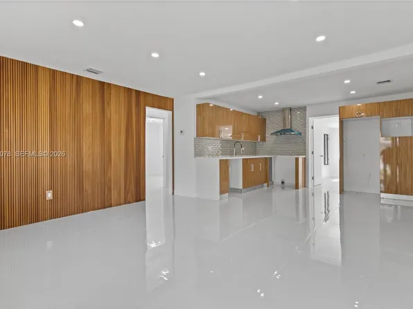 1524 SW 32nd Ct, Fort Lauderdale, FL 33315