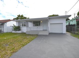 2120 NW 57th St, Miami, FL 33142