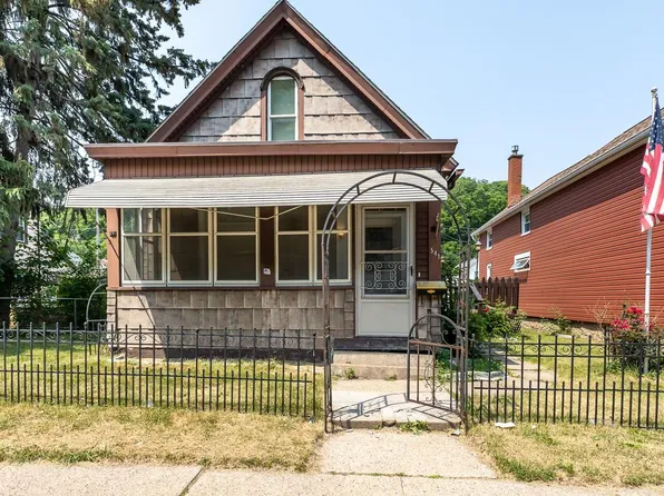 541 W Locust St, Dubuque, IA 52001