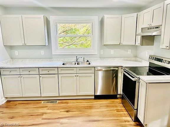 5th image of 5 Ross Ct
