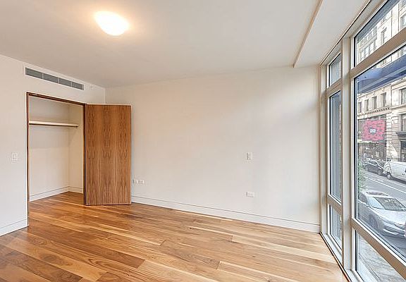 5th image of 151 W 21st St APT 2D