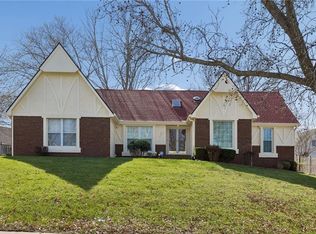 11733 W 109th Cir, Overland Park, KS 66210