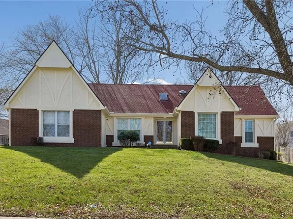 11733 W 109th Cir, Overland Park, KS 66210