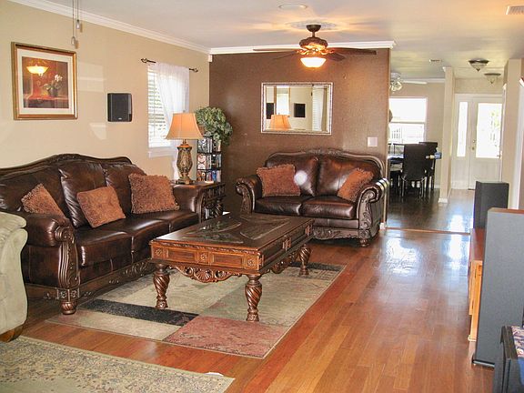 5th image of 6216 Interbay Ave