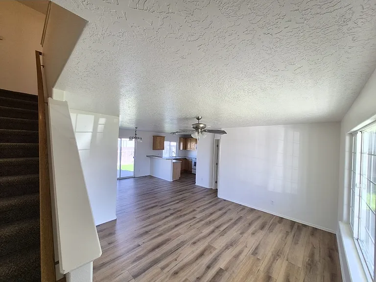14419 Raleigh Ct — Photo 4