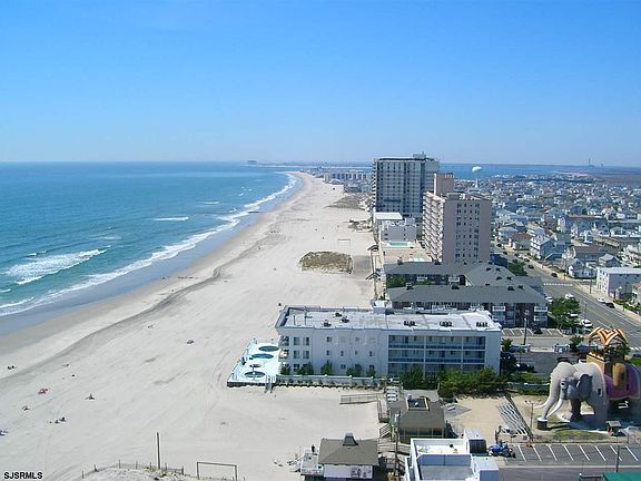 2nd image of 1515 Boardwalk #1806