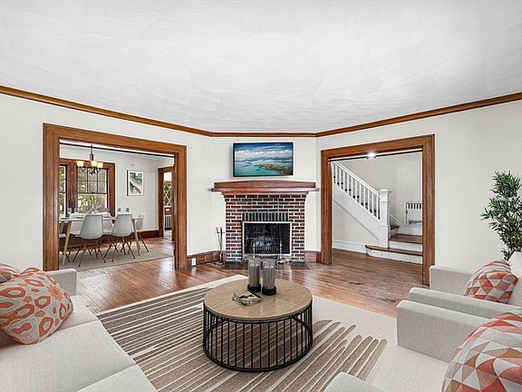 5th image of 32 Marsden St