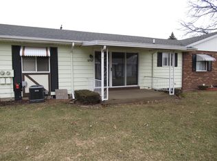 5757 Leisure South Dr SE, Kentwood, MI 49548