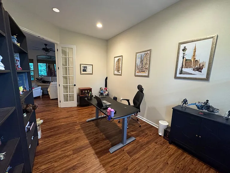 524 Fort Lee Ct — Photo 11