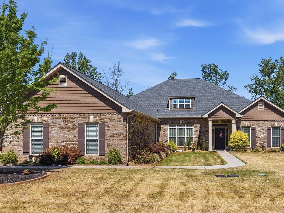 1st image of 108 Rushing Brook Dr