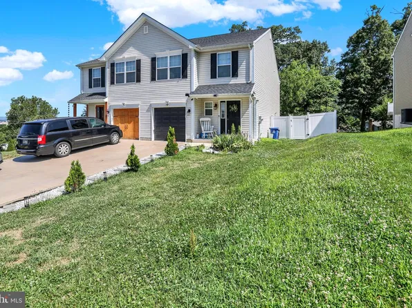 7 Rosalies Way, Temple, PA 19560