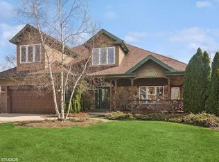 1311 Carlisle Pl, Deerfield, IL 60015