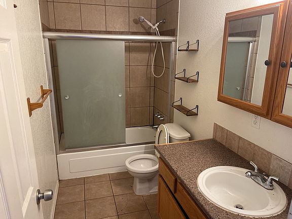 4th image of 3510 Empire St APT 3