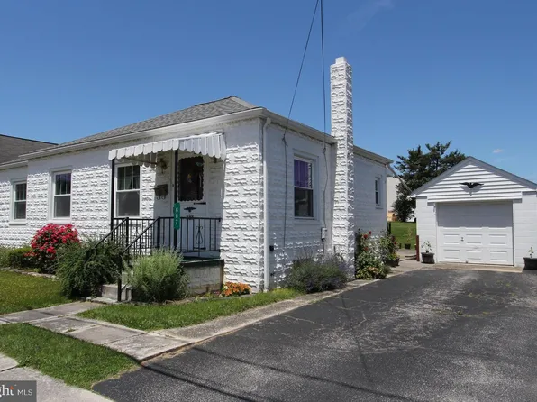 607 Maple Ave, Hanover, PA 17331
