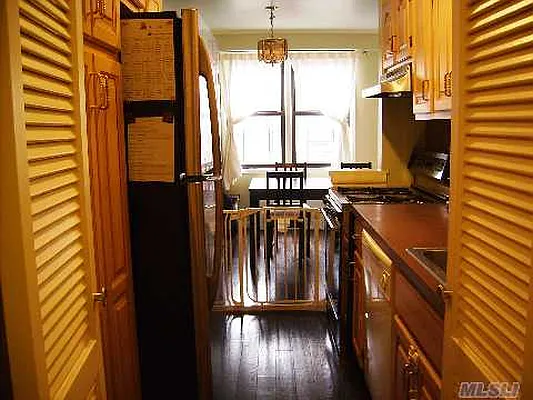 Sold by Laffey Real Estate | media 5
