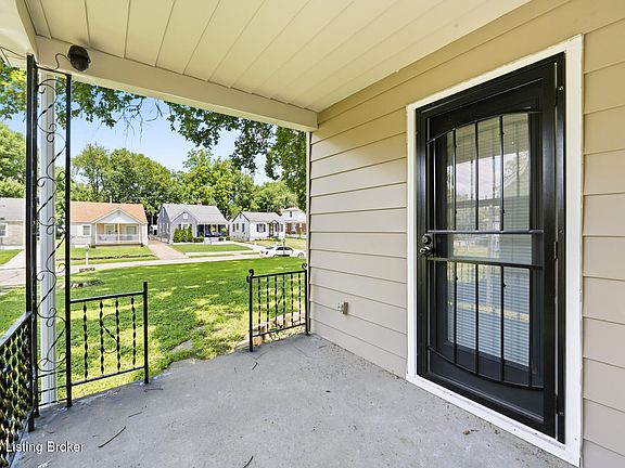 4th image of 3606 Herman St