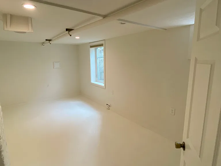 Basement bedroom/ art space/ music room/ office/ grow room