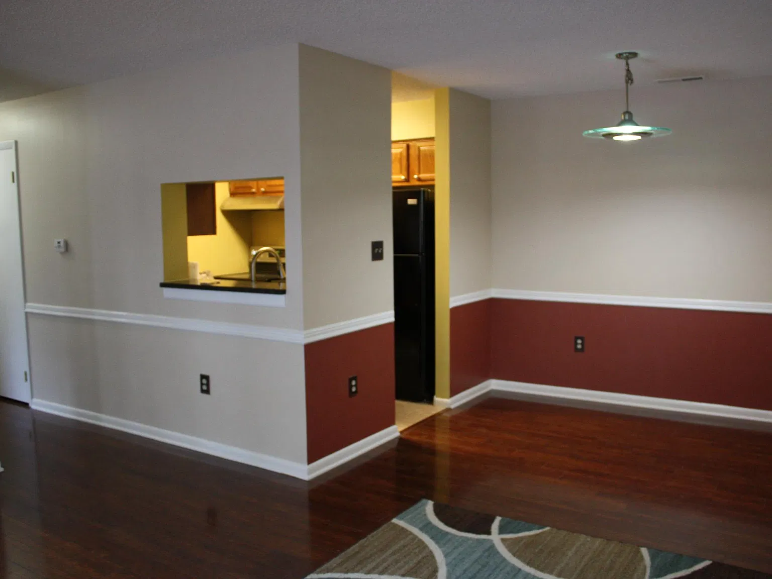 2 bed, 952 sqft, $2,500 — Photo 2