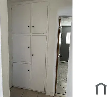 3 bed, $2,300 — Photo 2